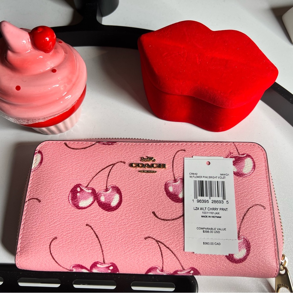 Coach Cherry Wallet 🍒